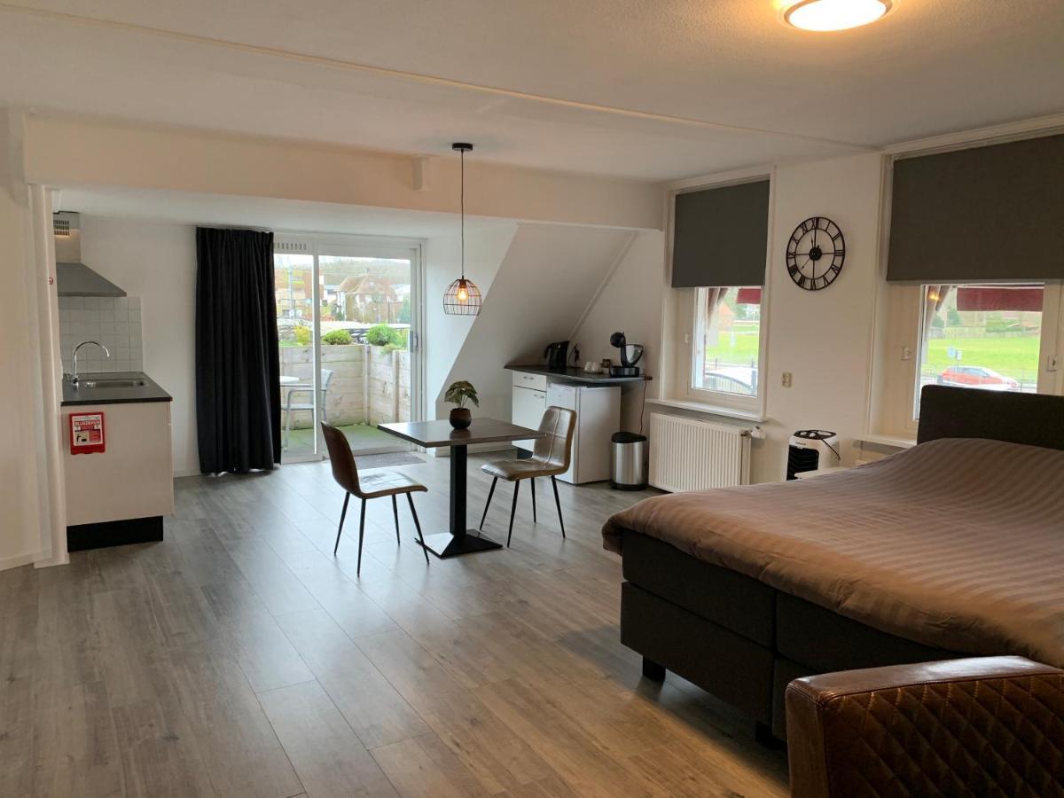 Slapen Bij De Buurvrouw Bed & Breakfast Castricum Eksteriør bilde