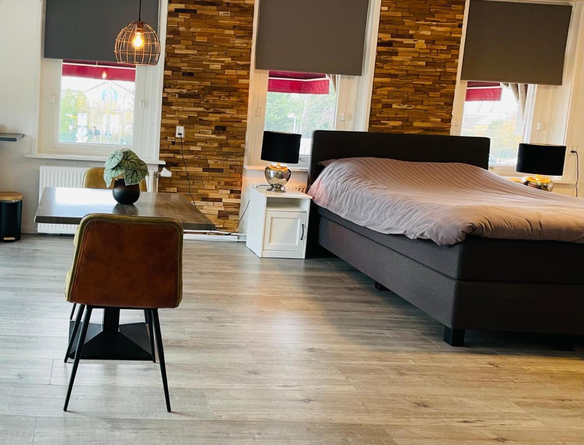 Slapen Bij De Buurvrouw Bed & Breakfast Castricum Eksteriør bilde
